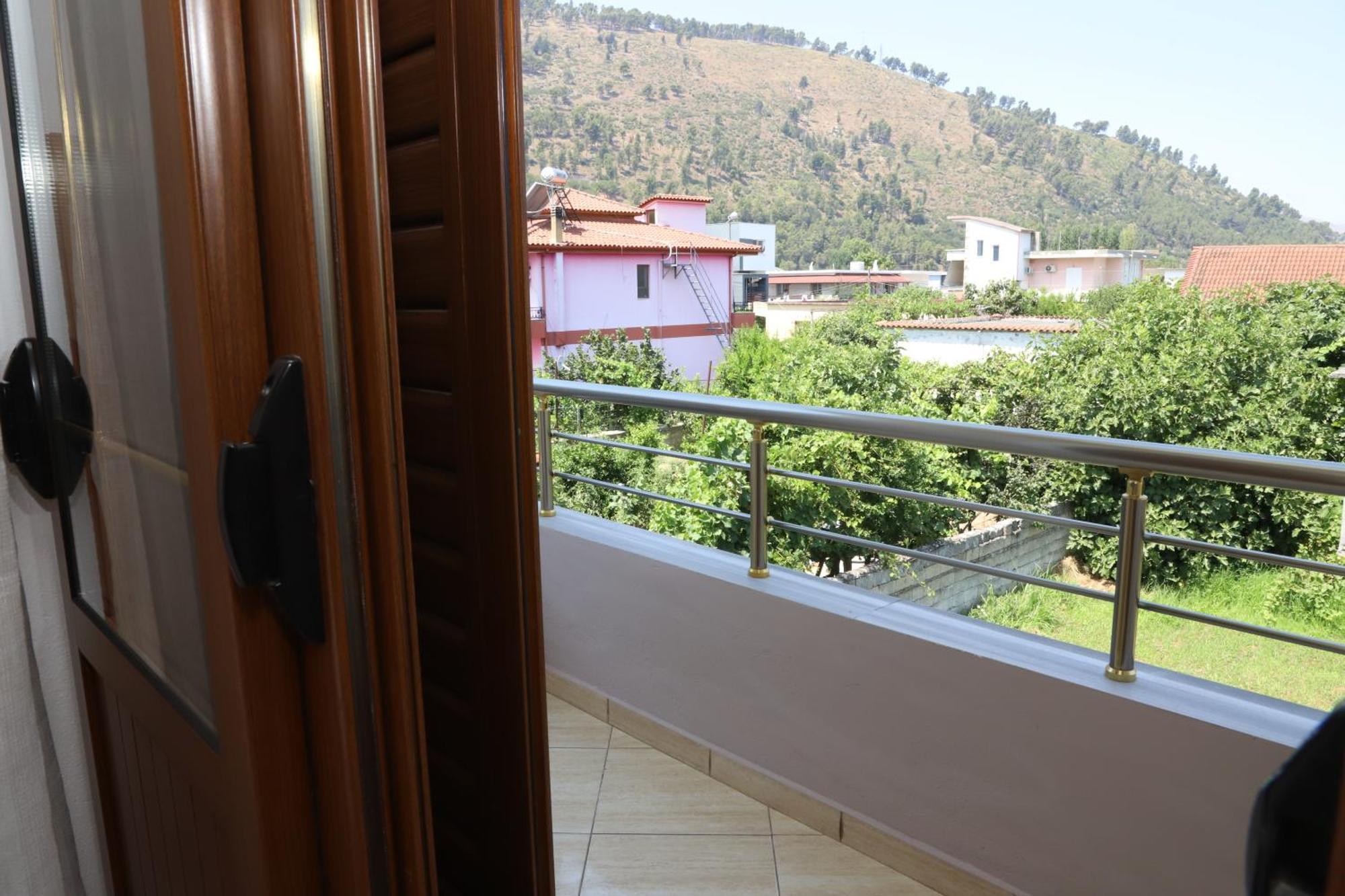 Villa Fjorentin Berati Exterior foto